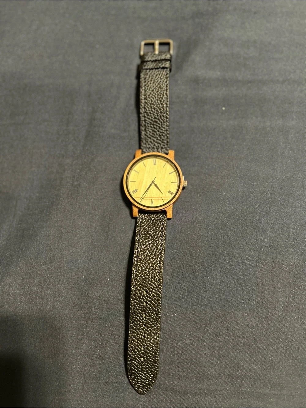**NEW** AVANT WOOD 40mm Minimalist Watch w/ Walnut Case & Leather Band